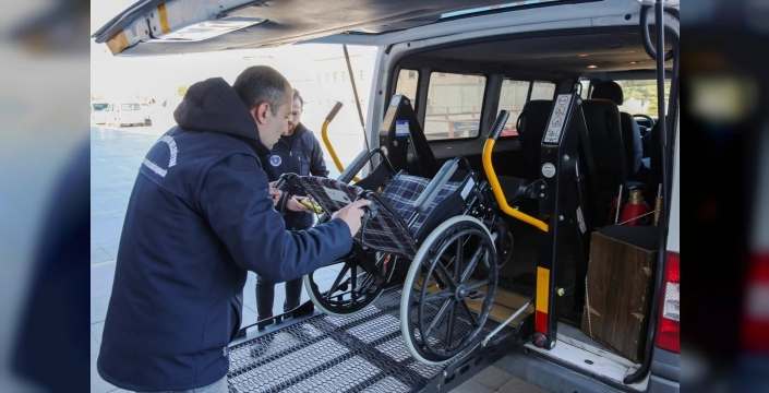 Bursa'da özel gereksinimli bireylere tıbbi destek seferberliği