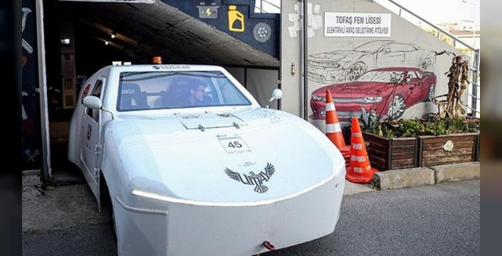 Bursalı öğrencilerin elektrikli aracı 'UMAY', TEKNOFEST'te birincilik peşinde!