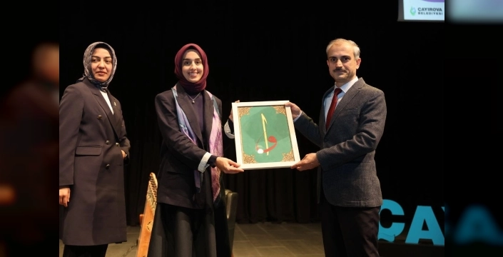 Çayırova'da 8 Mart coşkusu: Kadınlar unutulmadı!