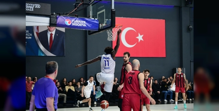 Çayırova, son saniye basketiyle liderlik koltuğunu devraldı