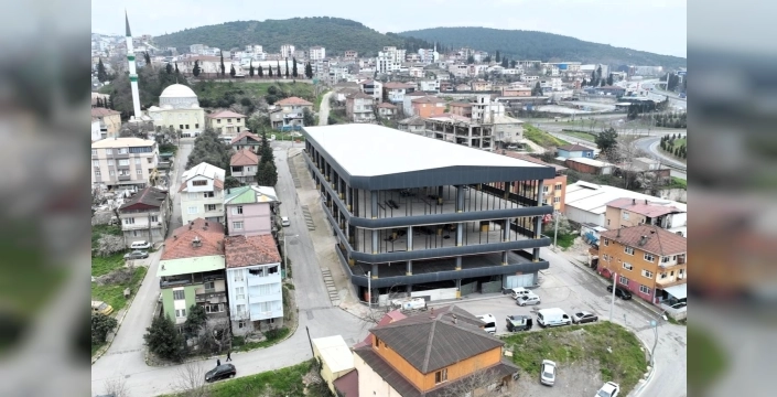 Dilovası'nda belediye hizmetleri için büyük dönüşüm: Katlı otopark hizmet binası oluyor