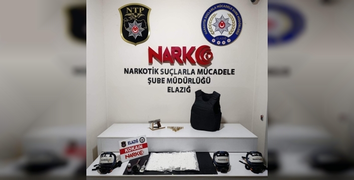 Elazığ'da nefes kesen operasyon: Kokain ve silahlar ele geçirildi, şüpheli tutuklandı!