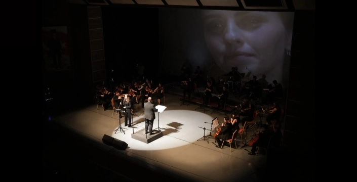 Gebze'de Dizi Müziklerinin Senfonik Yankıları: Toygar Işıklı Eserleri Sahnelendi