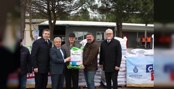 İstanbul Büyükşehir, çiftçilere tohum ve araç desteği sunuyor