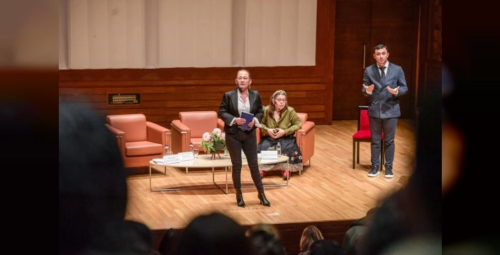 İzmir'de 'Eşit ve Erişilebilir Yaşam' paneli: Kadın emeği ve engellilik hakları masaya yatırıldı