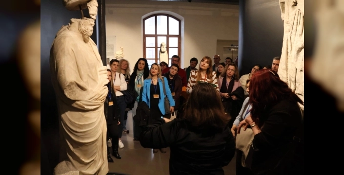 İzmir’de öğretmen akademileri yeni dönemle yeniden başlıyor