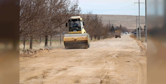 Karatay'da altyapı çalışmaları hız kesmeden devam ediyor
