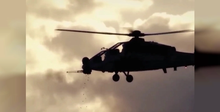 Katar'da eğitim helikopteri denize düştü: 3'ü Türk 7 şehit!