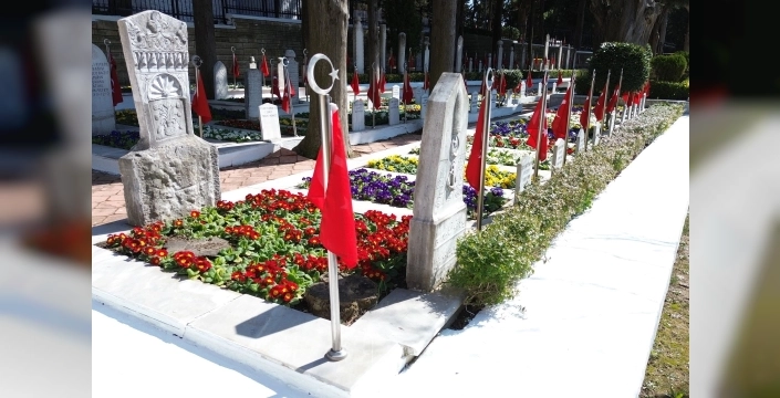 Kocaeli Büyükşehir, 18 Mart için şehitliklerde titiz hazırlık yapıyor