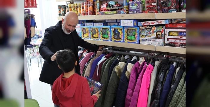 Kocasinan Belediyesi'nden Ramazan Bayramı'nda Çocuklara Bayramlık Hediyesi
