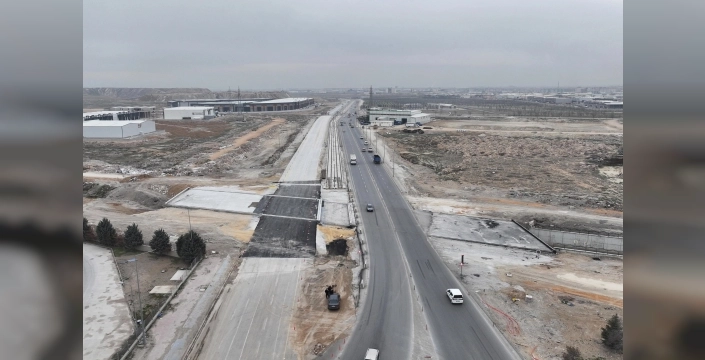 Konya'da tramvay hattı için kritik köprü tamamlandı, trafiğe açıldı