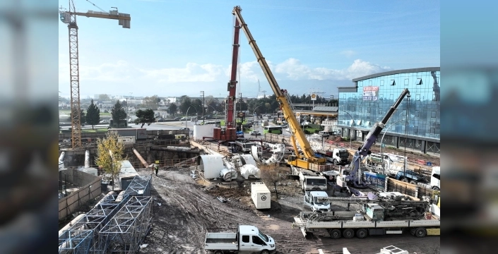 Körfezray metrosunda yerin altında 5 TBM aynı anda çalışıyor