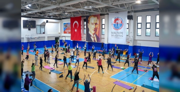 Maltepe Belediye Başkanı Köymen, kadın sporcularla buluştu