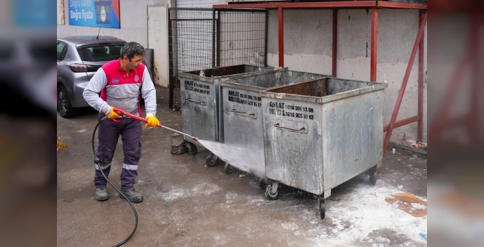 Maltepe'de bahar temizliği seferberliği devam ediyor