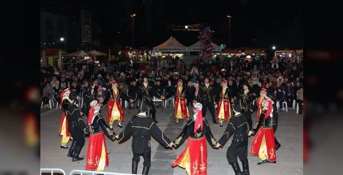 Nilüfer'de Artvin rüzgarı: Kutlamalar ve müzik dolu bir gece