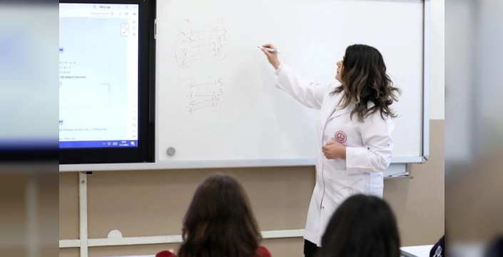 Öğretmenler için alan değişikliği takvimi belirlendi