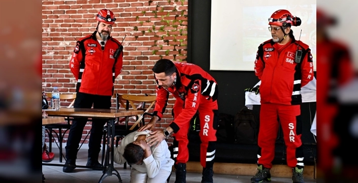 Özel gereksinimli bireyler afetlere karşı bilinçleniyor: Antalya'da hayat kurtaran eğitim