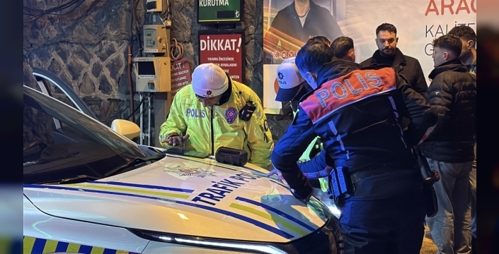 Polisin dur ihtarına uymayan sürücüye şok ceza: 211 bin lira!