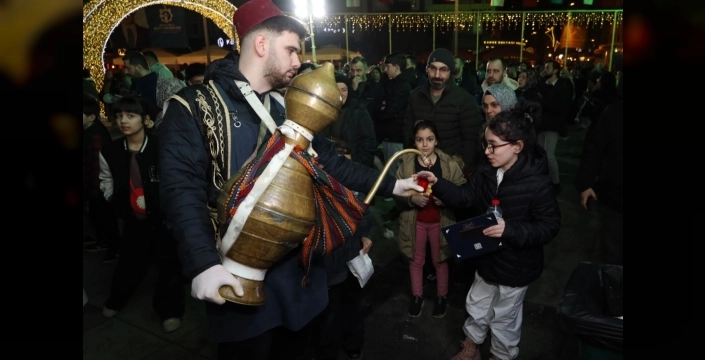 Ramazan coşkusu Kocaeli'de Büyükşehir'in ikramlarıyla taçlanıyor