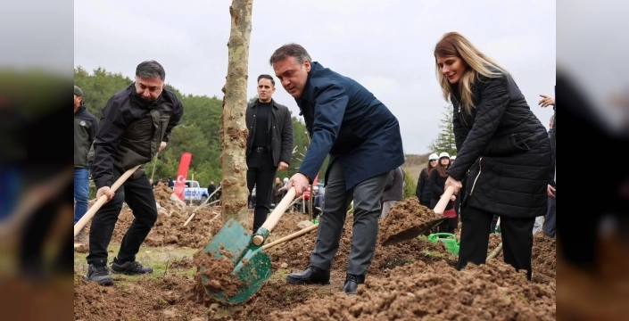 Şeyh Edebali anısına binlerce fidan dikildi: Tarih ve doğa buluştu