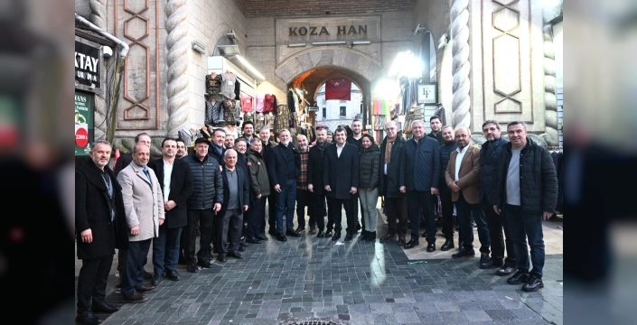 Tarihi Çarşı ve Hanlar'da esnafla buluşan BTSO'dan dijital dönüşüm müjdesi