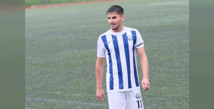 Yenikarpuzlu'nun golcü yıldızı Burak Yılmaz, Beylikdüzü SK'da şampiyonluk için sahaya çıkıyor!