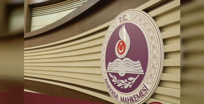 Anayasa Mahkemesi'nden 'isim değişikliği ilanı' kuralına iptal kararı: Kişisel veriler korunacak