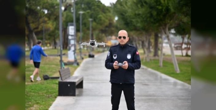Antalya'da zabıta drone ile gözetim altında: Huzur ve güvenlik havadan sağlanıyor