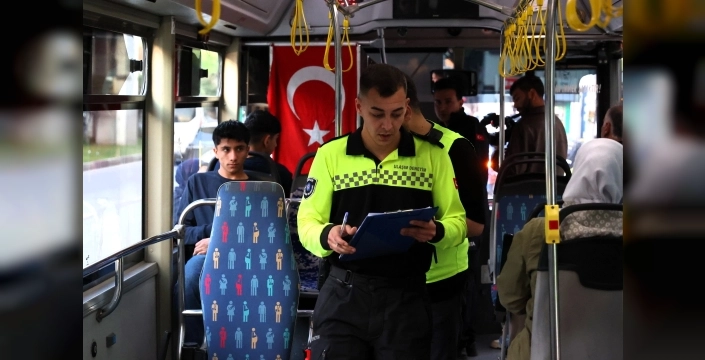 Antalya yollarında toplu taşıma araçlarına nefes kesen denetim: Kurallara uymayanlar dikkat!