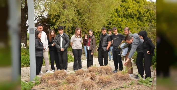 BAÇEM ile öğrenciler doğanın sırlarını keşfediyor