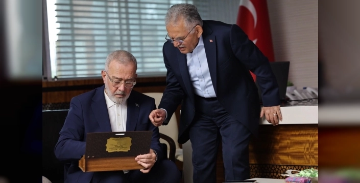 Bahadır Yenişehirlioğlu'ndan Kayseri'ye övgü dolu ziyaret: 'Şehrül-Eminliğinizde Türk Kültür Başkenti Kayseri'de olmak çok değerli