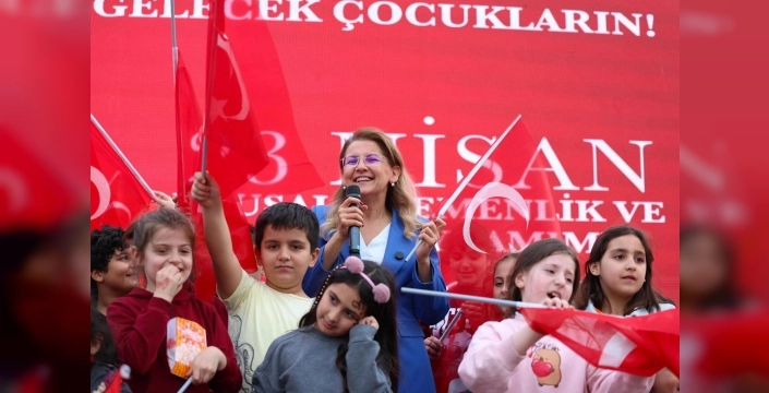 Bakırköy'de 23 Nisan coşkusu: Egemenlik Festivali coşkuyla başladı