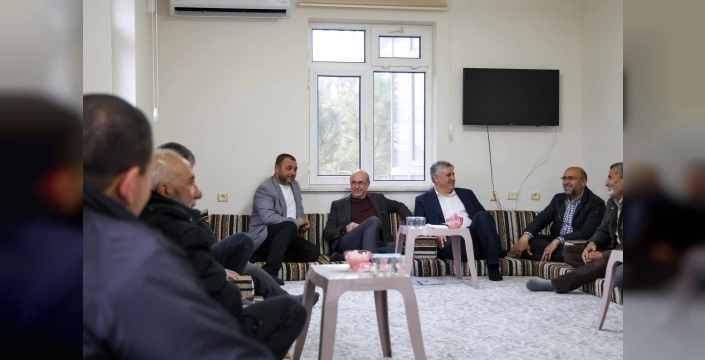 Başkan Pekyatırmacı'dan Selçuklu'nun dış mahallelerine çıkarma: İstişare sürüyor