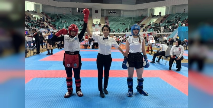 Bilecik Pazaryeri'nden Diyarbakır'da şampiyonluk ve üçüncülük zaferi!