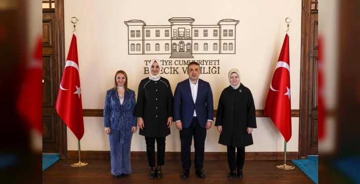 Bilecik'te başkan tekinden vali sözer'e anlamlı ziyaret