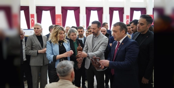 Bilecik'te 'Yaşayan Miras Şöleni' coşkuyla başladı: Gelenekler gelecek nesillere aktarılıyor