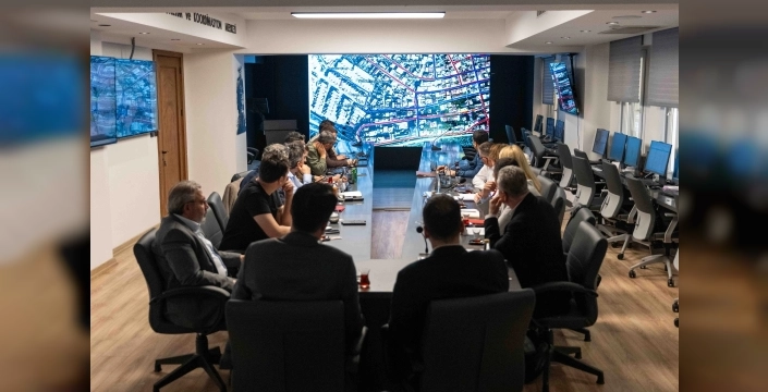 Bornova'da dijital ikiz ile altyapı çalışmaları değerlendirildi