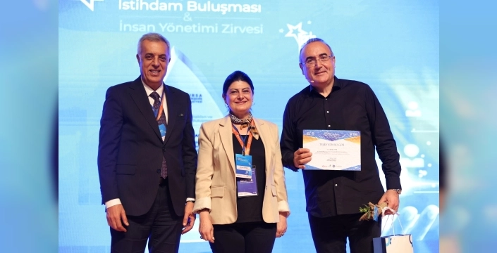 Bursa'da 180 Firma ve Binlerce Adayı Buluşturan İstihdam Zirvesi 'Parla' Temasıyla Tamamlandı