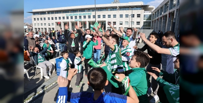 Bursa'da şampiyonluk coşkusu Nilüfer'de zirve yaptı