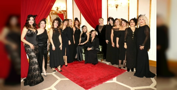 Bursa'da şapka devriminin 100. yılına özel balo coşkuyla kutlandı