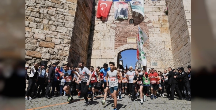 Bursa'da Tarihi Kent Koşusu Nefesleri Kesecek: Fethin 700. Yılında Dev Organizasyon