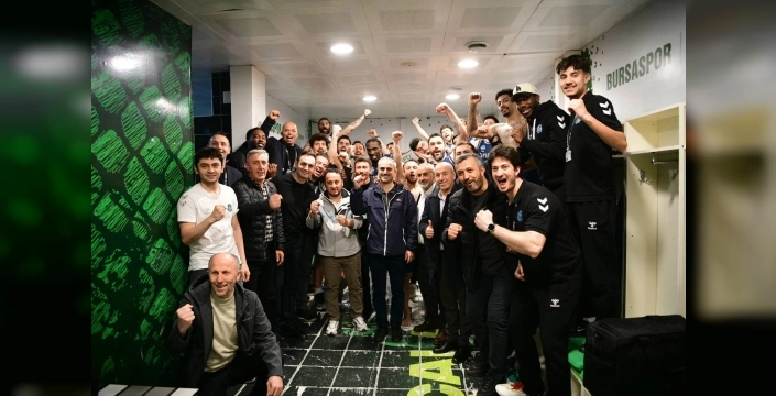 Çayırova Belediyesi, Finalspor'u yenerek liderliğini sürdürüyor