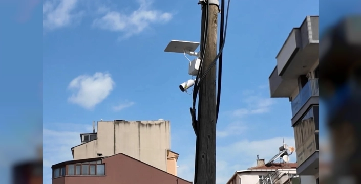 Çayırova'da kaba atıklar artık mercek altında: Kameralar devrede!