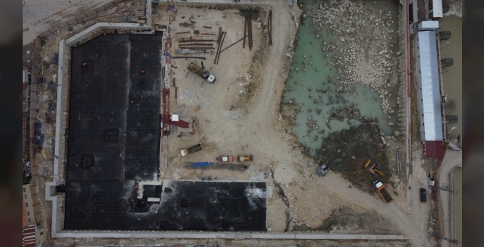 Darende'de yeni çarşı projesi hızla ilerliyor