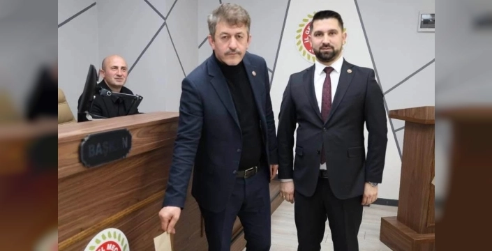 Düzce İl Daimi Encümenliği'nde Ahmet Alkan yeniden seçildi, ustalık devri vurgusu yapıldı