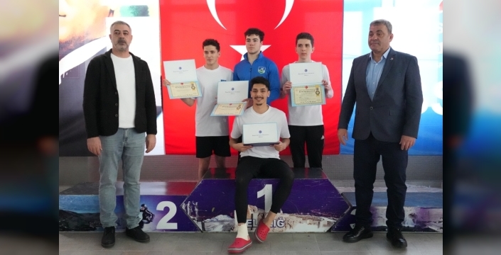 Elazığ'da Paletli Yüzme Şampiyonası Sona Erdi: Milli Takım Seçmeleri de Yapıldı