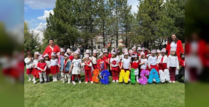 Eskişehir'de çocuklar 23 Nisan coşkusunu oyun evlerinde yaşadı