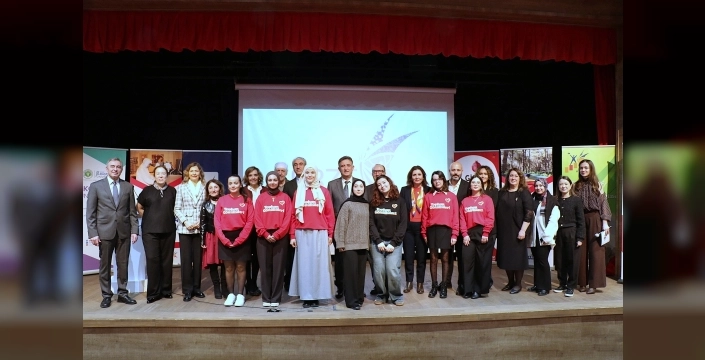 Genç yetenekler sanayiyle buluştu: Kocaeli'de devrim niteliğinde model tanıtıldı!