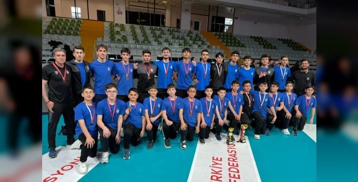 İnegöl Belediyespor, Bursa voleyboluna damga vurdu