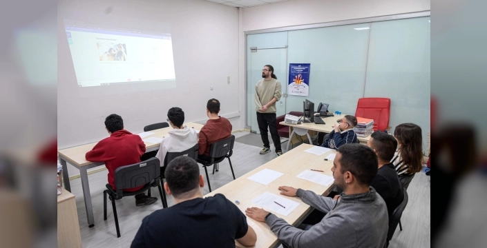 İzmir'de engelli gençler, iş hayatına adım atıyor